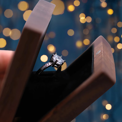 Promise Rotating Ring Box